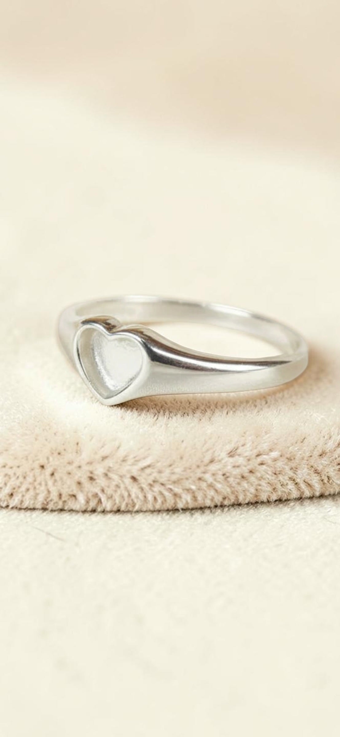 Plain Ring 28