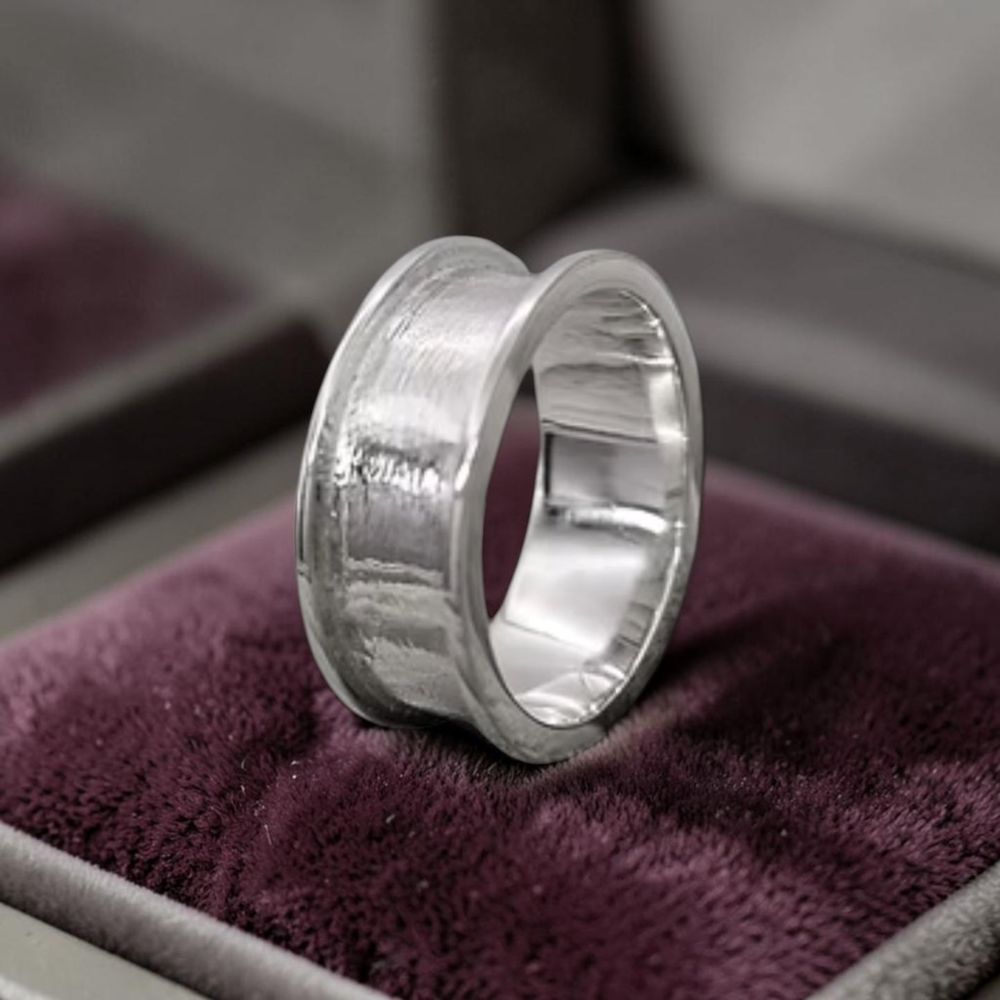 Mens Ring 10