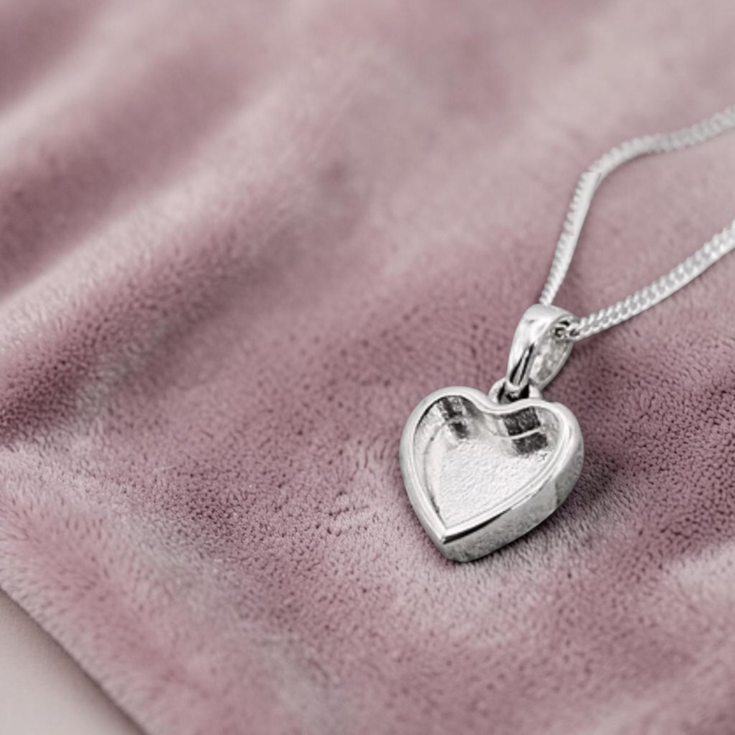 Pendant 13