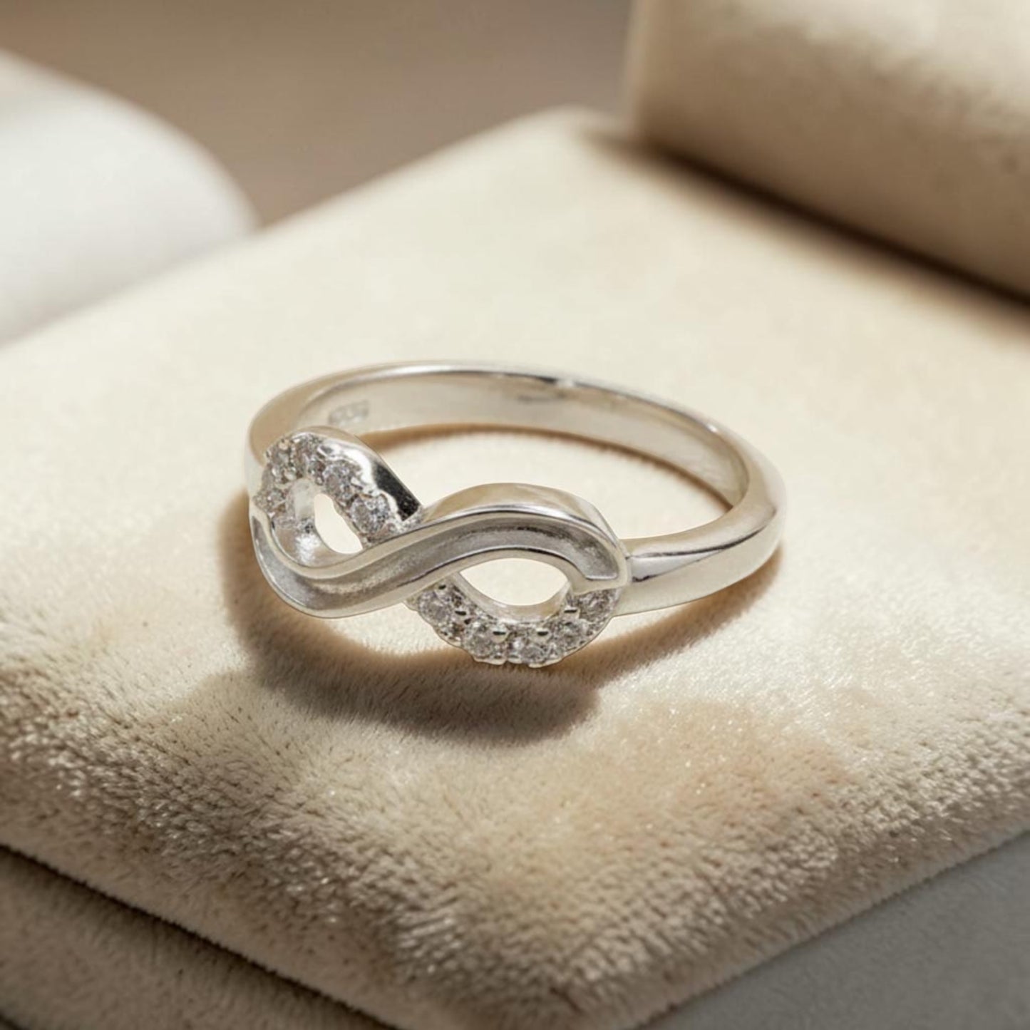 Crystal Ring 44