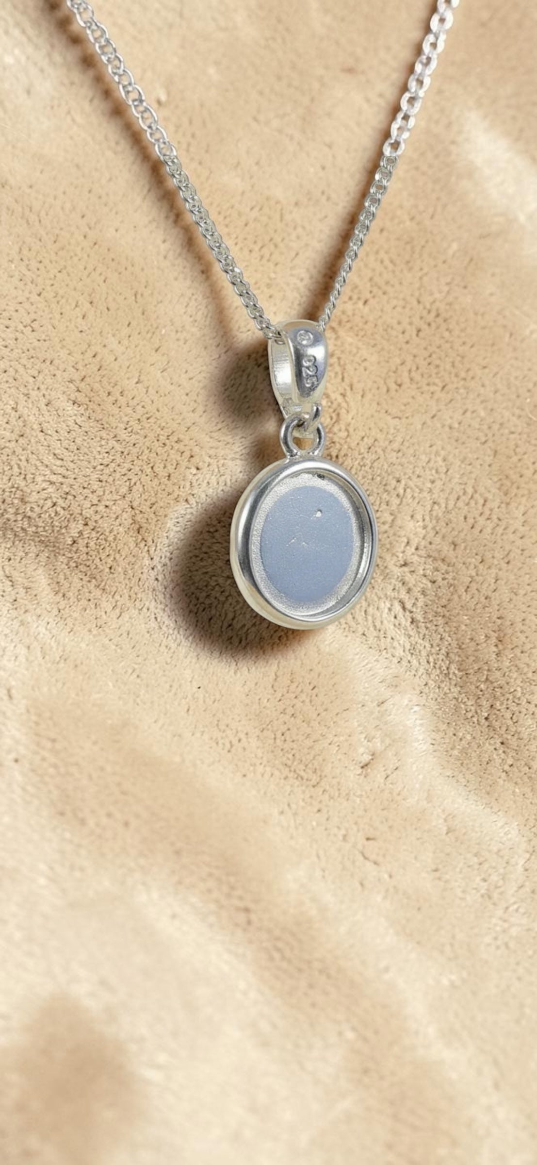 Pendant 51