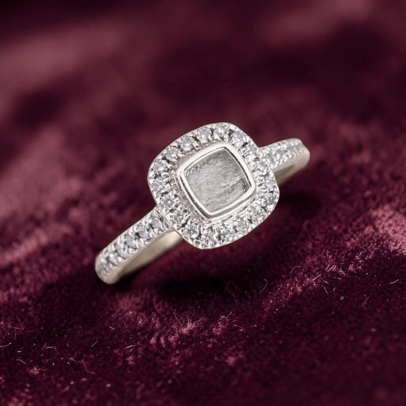 Crystal Ring 30