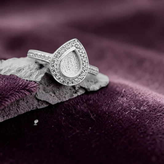 Crystal Ring 37