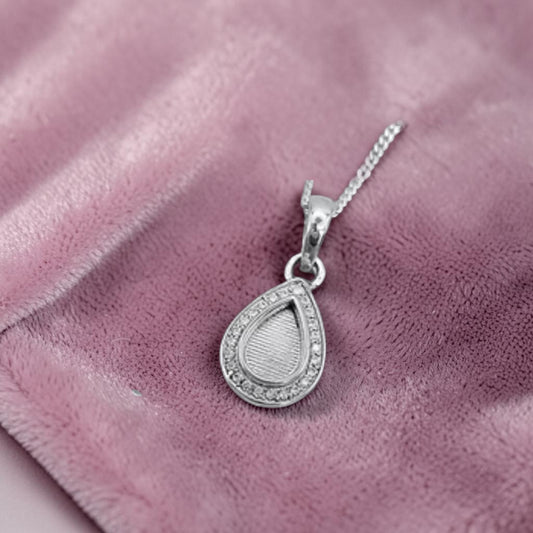 Pendant 8