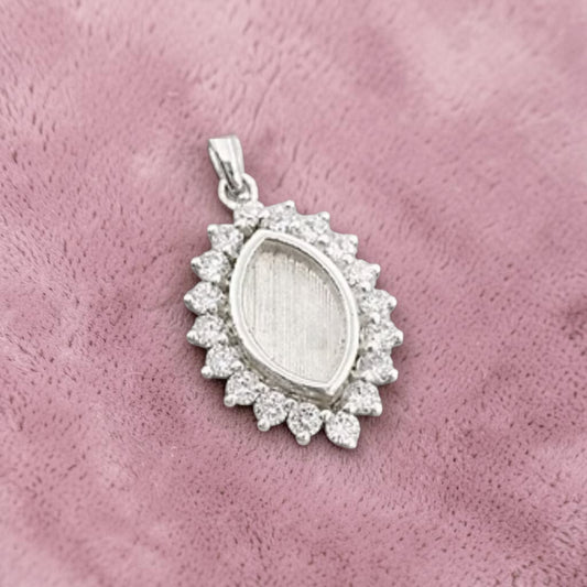 Pendant 14