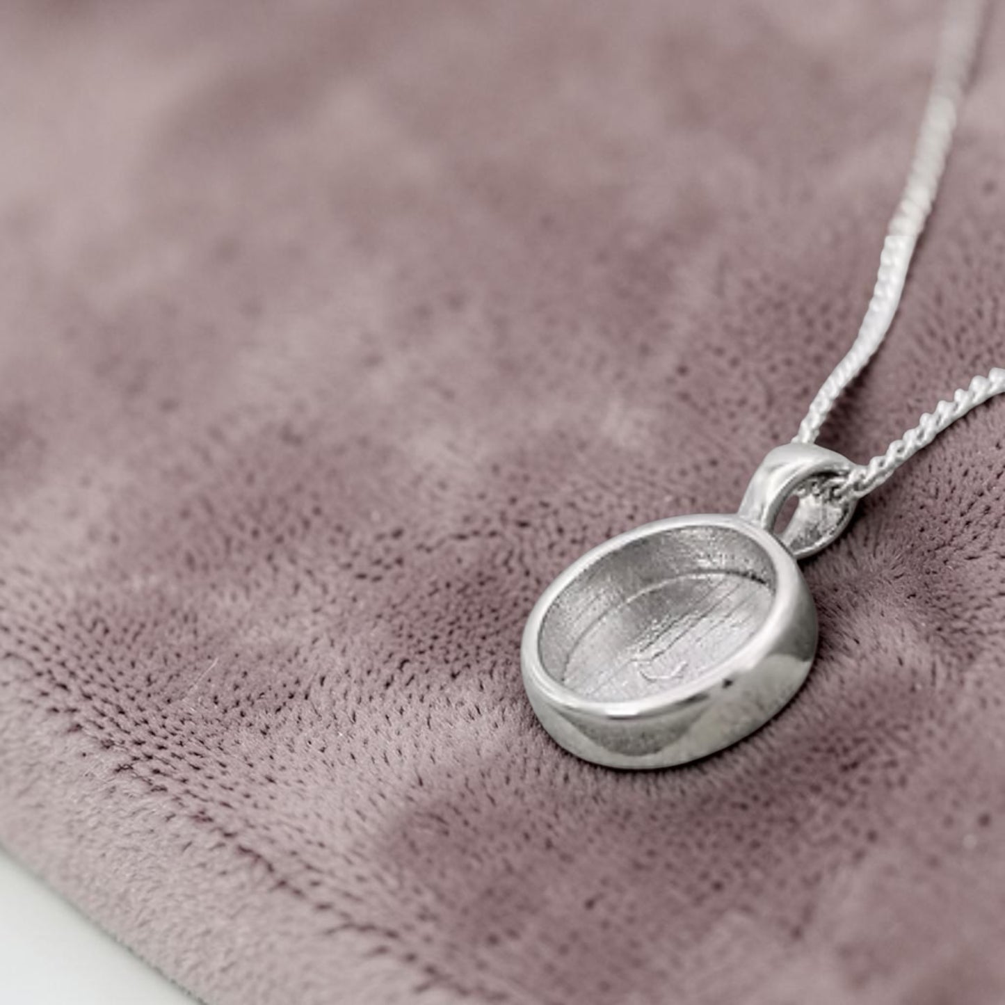 Pendant 15