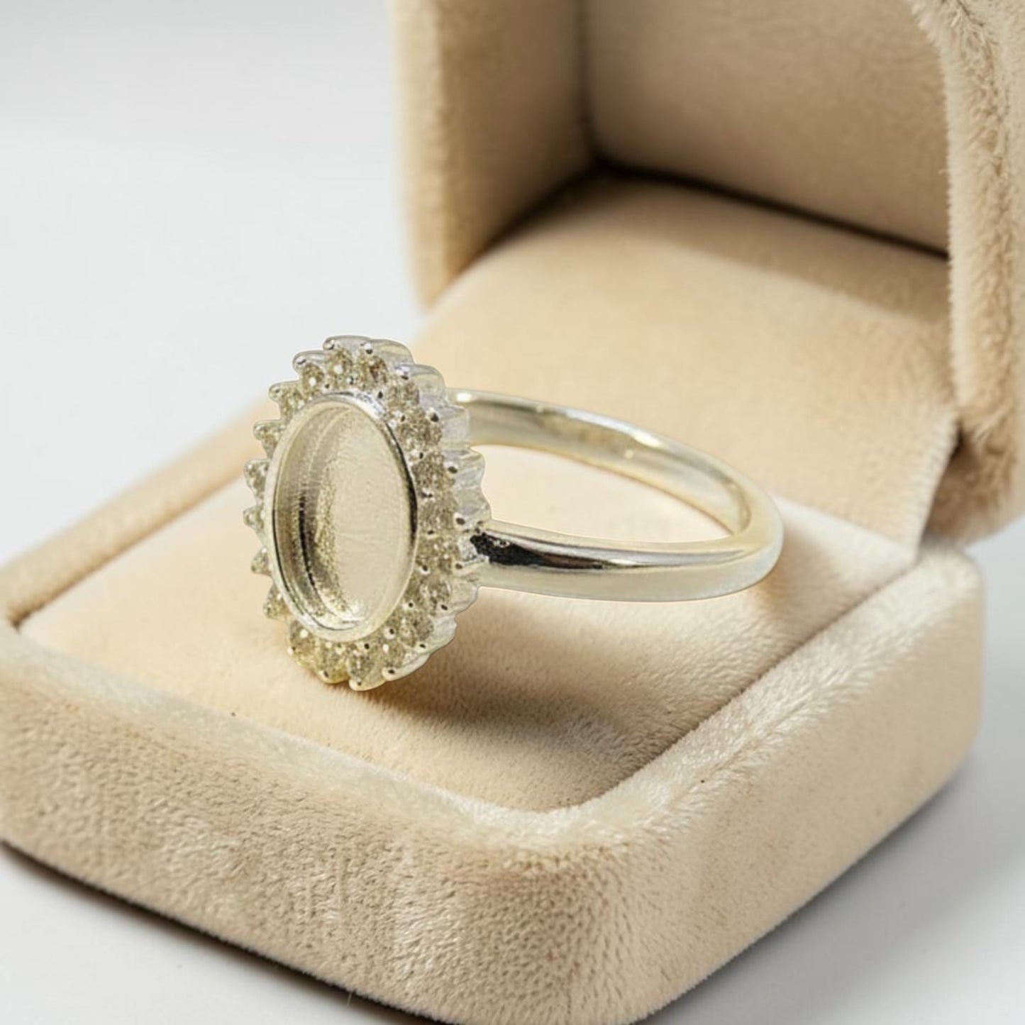 Crystal Ring 48
