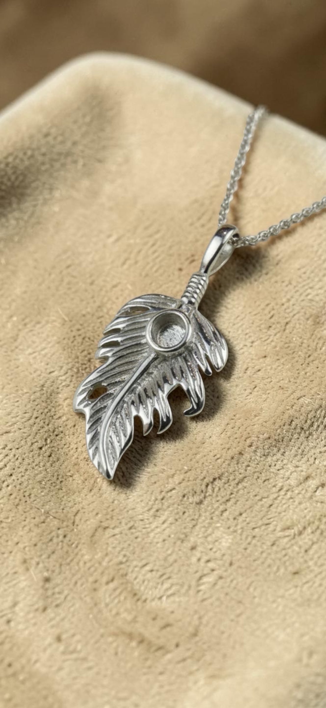 Pendant 42