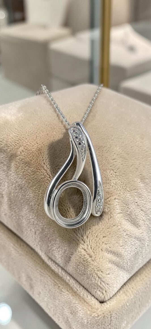 Pendant 49