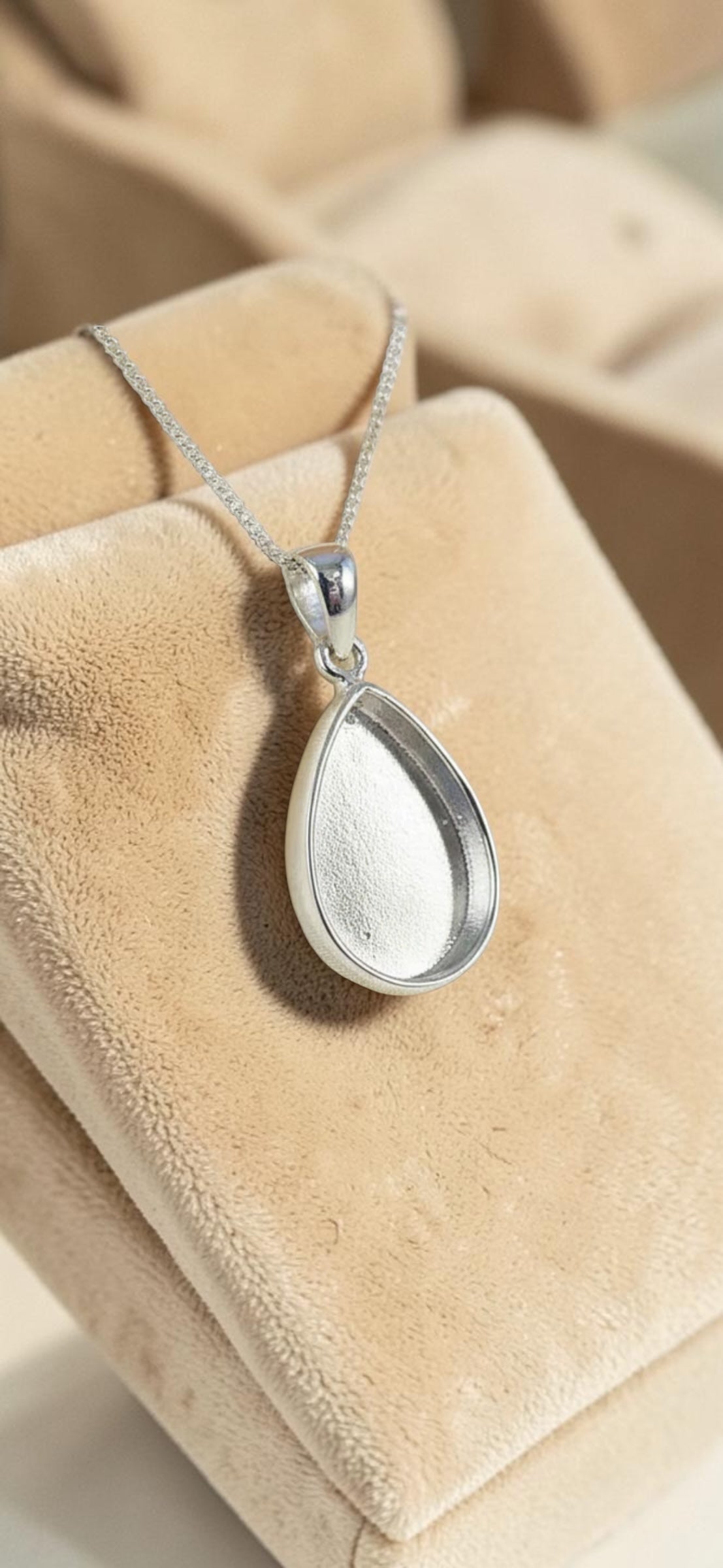 Pendant 88