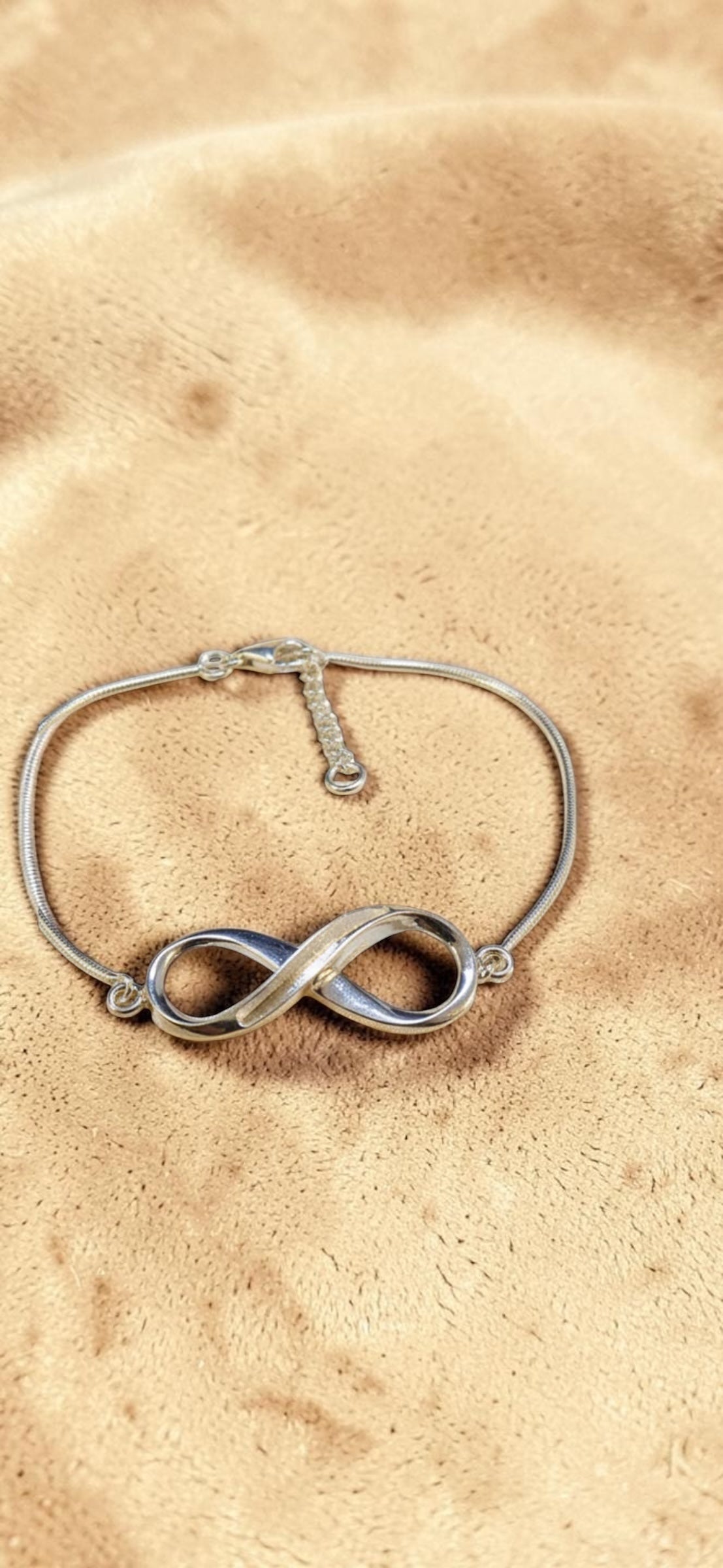 Bracelet 16
